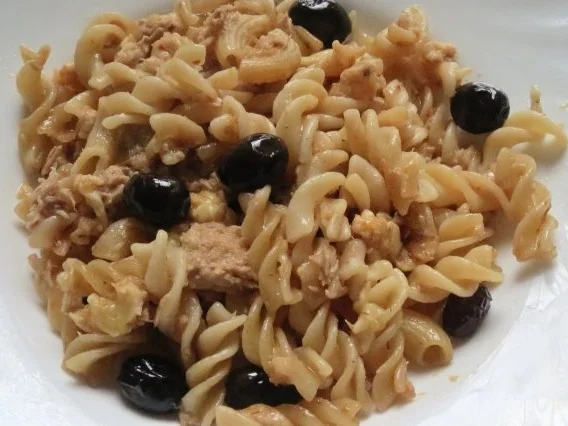 Auflauf: Nudeln mit Thunfisch - Rezept