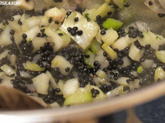 Skrei-Kotelett auf Linsen-Fenchel-Apfel-Gemüse und Gremolata-Pesto - Rezept - Bild Nr. 12