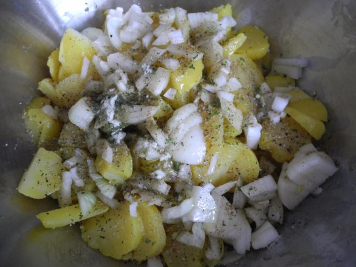 Vegan : Zwiebel - Kartoffel - Salat mit Porree - Grünkohl - Rezept - Bild Nr. 6