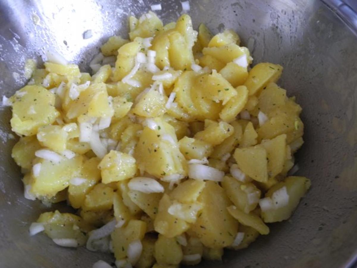 Vegan : Zwiebel - Kartoffel - Salat mit Porree - Grünkohl - Rezept - Bild Nr. 7