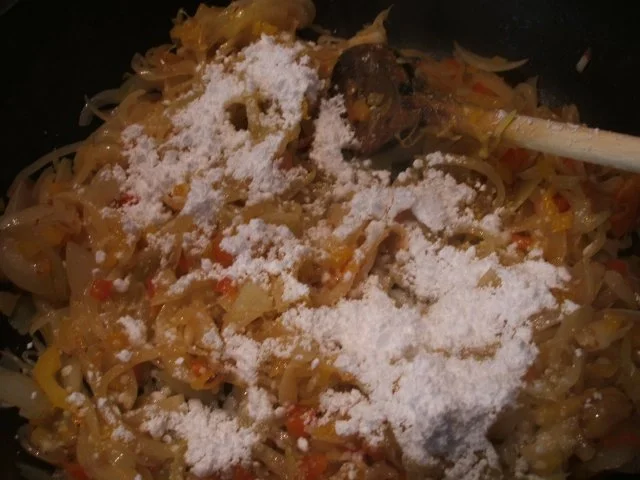 Rezept: Vorrat: Zwiebel-Paprika-Jam Bild Nr. 5 Vorrat: Zwiebel-Paprika-Jam - Rezept - Bild Nr. 5