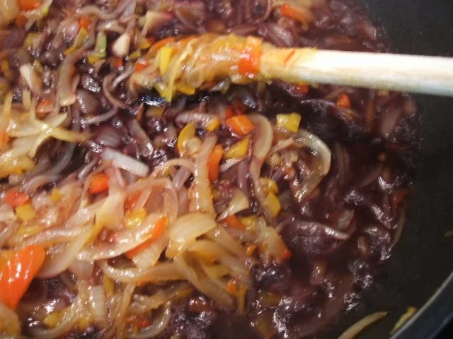 Rezept: Vorrat: Zwiebel-Paprika-Jam Bild Nr. 6 Vorrat: Zwiebel-Paprika-Jam - Rezept - Bild Nr. 6