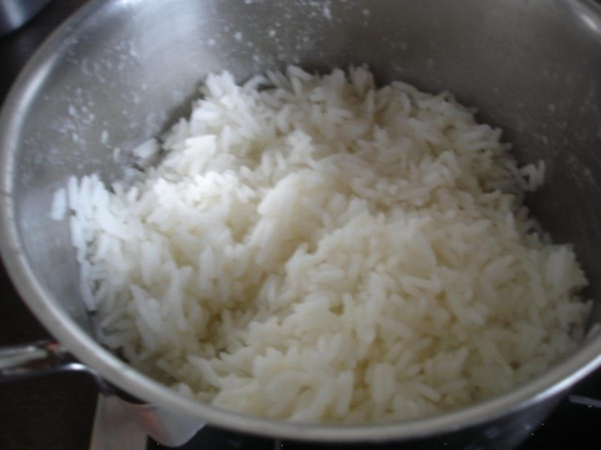 Schweinefiletschaschlik mit Reis und selbstgemachter Currysauce - Rezept - Bild Nr. 3