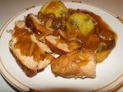 Schinkenschweinebraten in Weissweinsauce mit Zwiebeln und Rosenkohl - Rezept