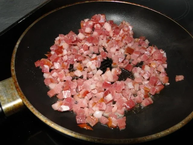 Rezept: Schinkenschweinebraten in Weissweinsauce mit Zwiebeln und Rosenkohl Bild Nr. 5 Schinkenschweinebraten in Weissweinsauce mit Zwiebeln und Rosenkohl - Rezept - Bild Nr. 5