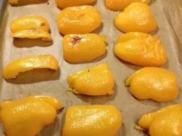 gelbe Paprika-Avocado-Suppe mit zweierlei Topping - Rezept - Bild Nr. 2