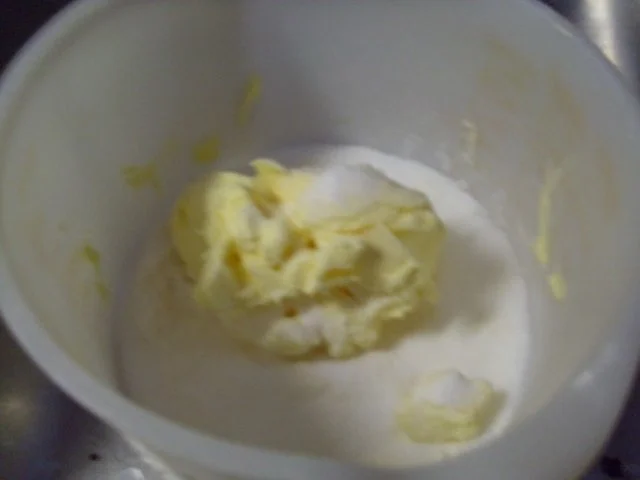 Rezept: Kirschtörtchen Bild Nr. 2 Kirschtörtchen - Rezept - Bild Nr. 2