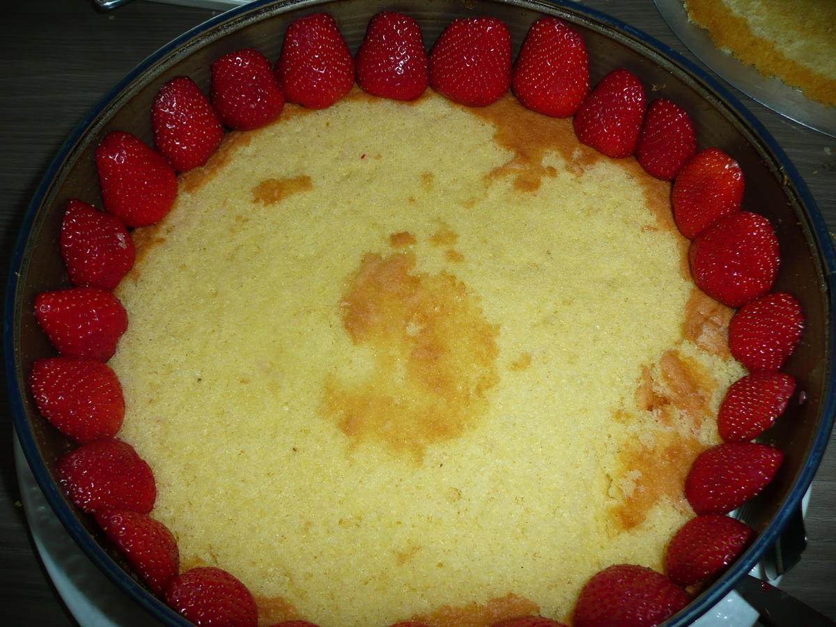 Erdbeere - Frischkäse - Torte - Rezept - Bild Nr. 6