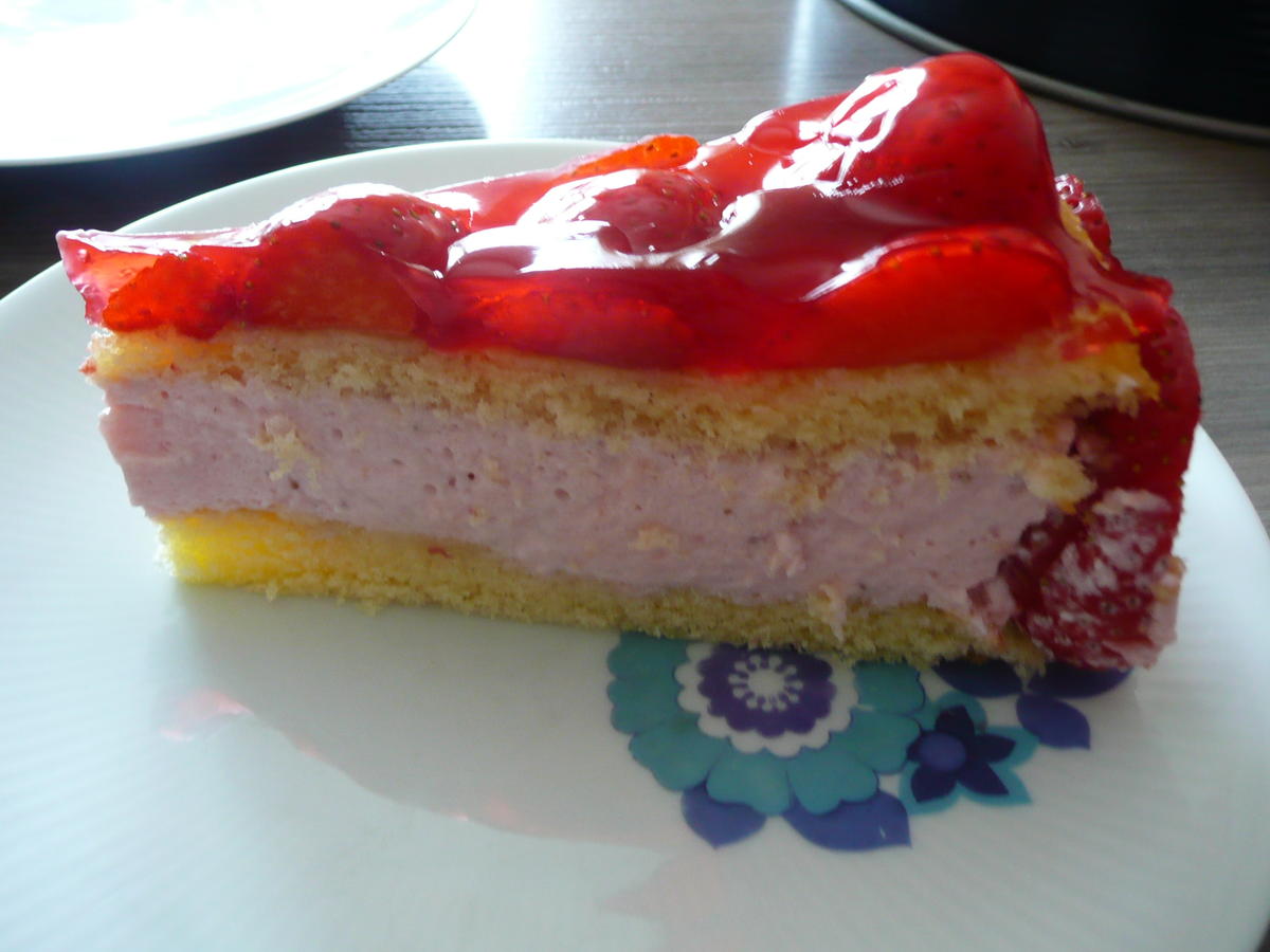 Erdbeere - Frischkäse - Torte - Rezept - Bild Nr. 9