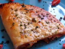 Backen: Bunt gefüllte Blätterteig-Pizza "Calzone" - Rezept