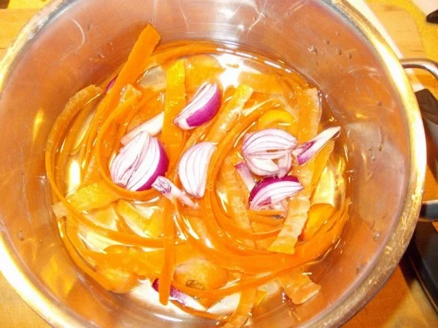 Rezept: Bratwurstgulasch Bild Nr. 2 Bratwurstgulasch - Rezept - Bild Nr. 2