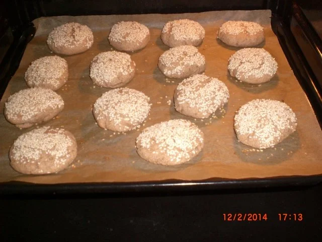 Rezept: Schmalz-Brötchen .....als Beilage für Buffets, Suppen usw. Schmalz-Brötchen .....als Beilage für Buffets, Suppen usw. - Rezept