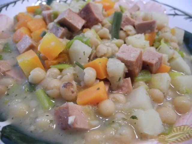 Vegan : Erbsen - Gemüsesuppe mit Vleisch - Rezept - Bild Nr. 3