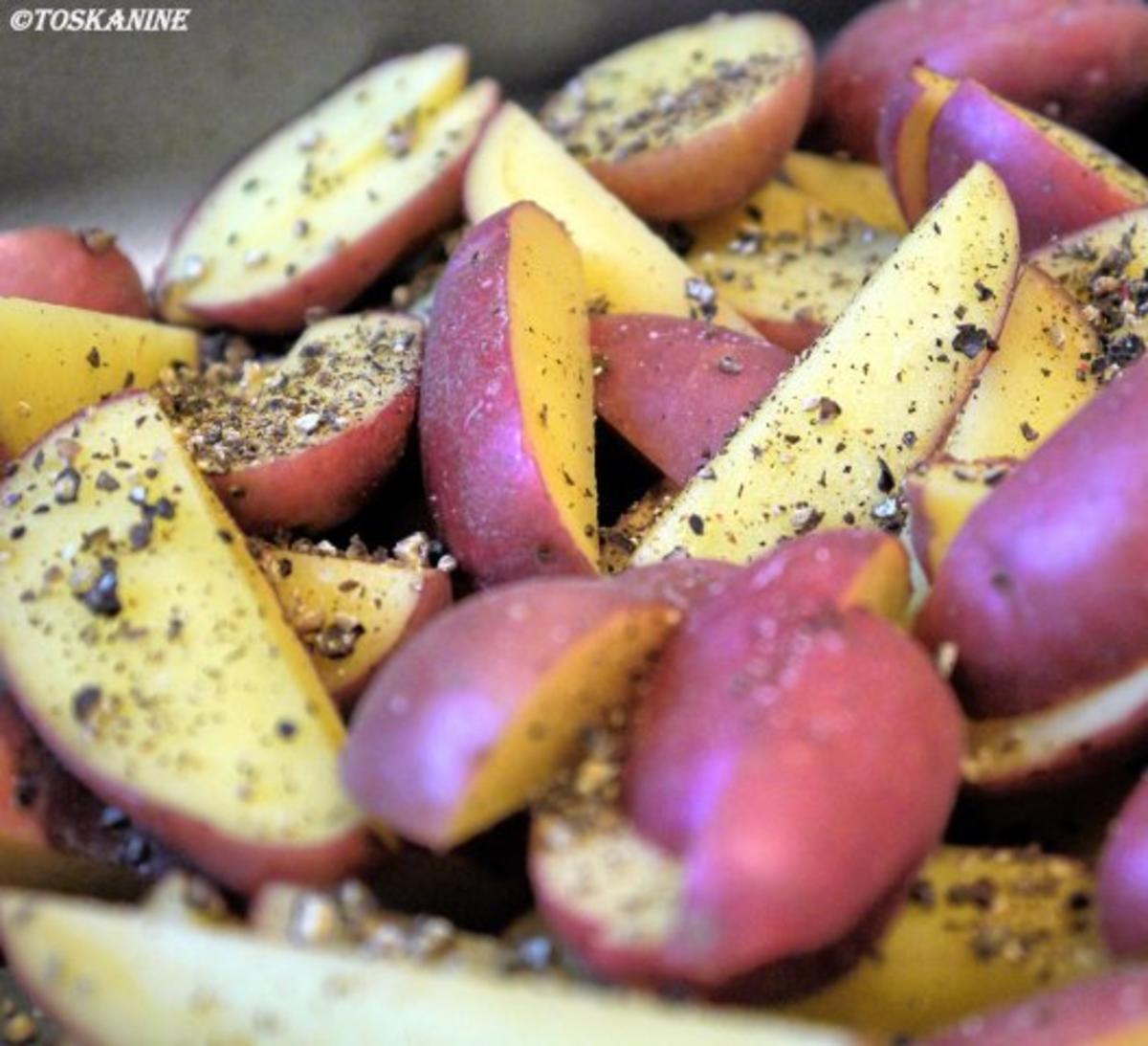 Verschärfte Hähnchennuggets, rauchige Kartoffeln und Pimentos de Padron - Rezept - Bild Nr. 4