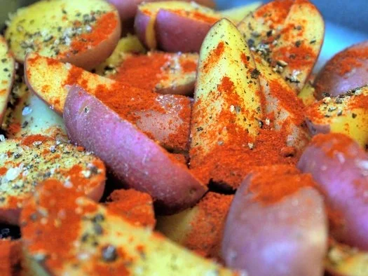 Verschärfte Hähnchennuggets, rauchige Kartoffeln und Pimentos de Padron - Rezept - Bild Nr. 5