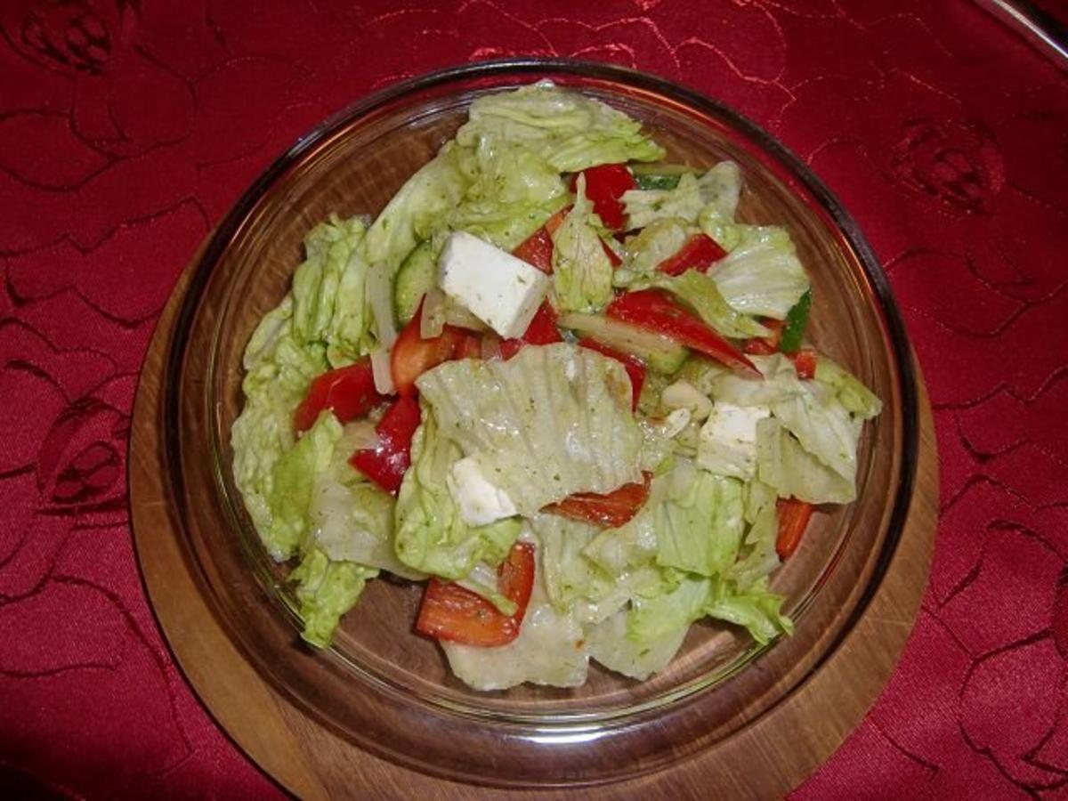 Griechischer Salat mit Sweet Snack-Paprika und Feta-käse - Rezept - Bild Nr. 4