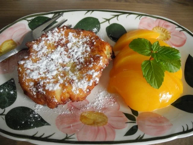 Vegan : Soja - Joghurt - Keulchen mit Pfirsich - Rezept - Bild Nr. 2