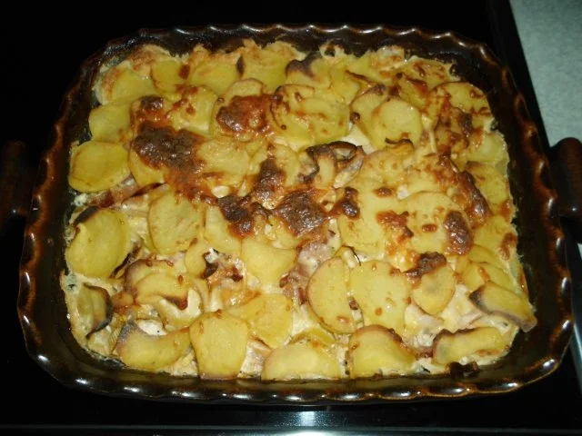 Rezept: Aufläufe: Pikanter Kartoffel-Auflauf Bild Nr. 11 Aufläufe: Pikanter Kartoffel-Auflauf - Rezept - Bild Nr. 11