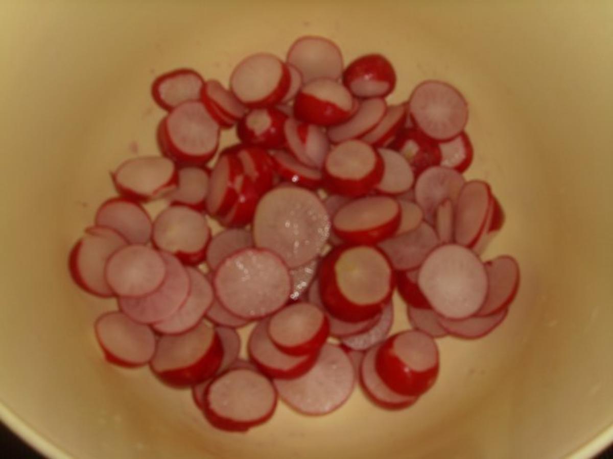 Apfel-Radieschen-Salat - Rezept mit Bild - kochbar.de