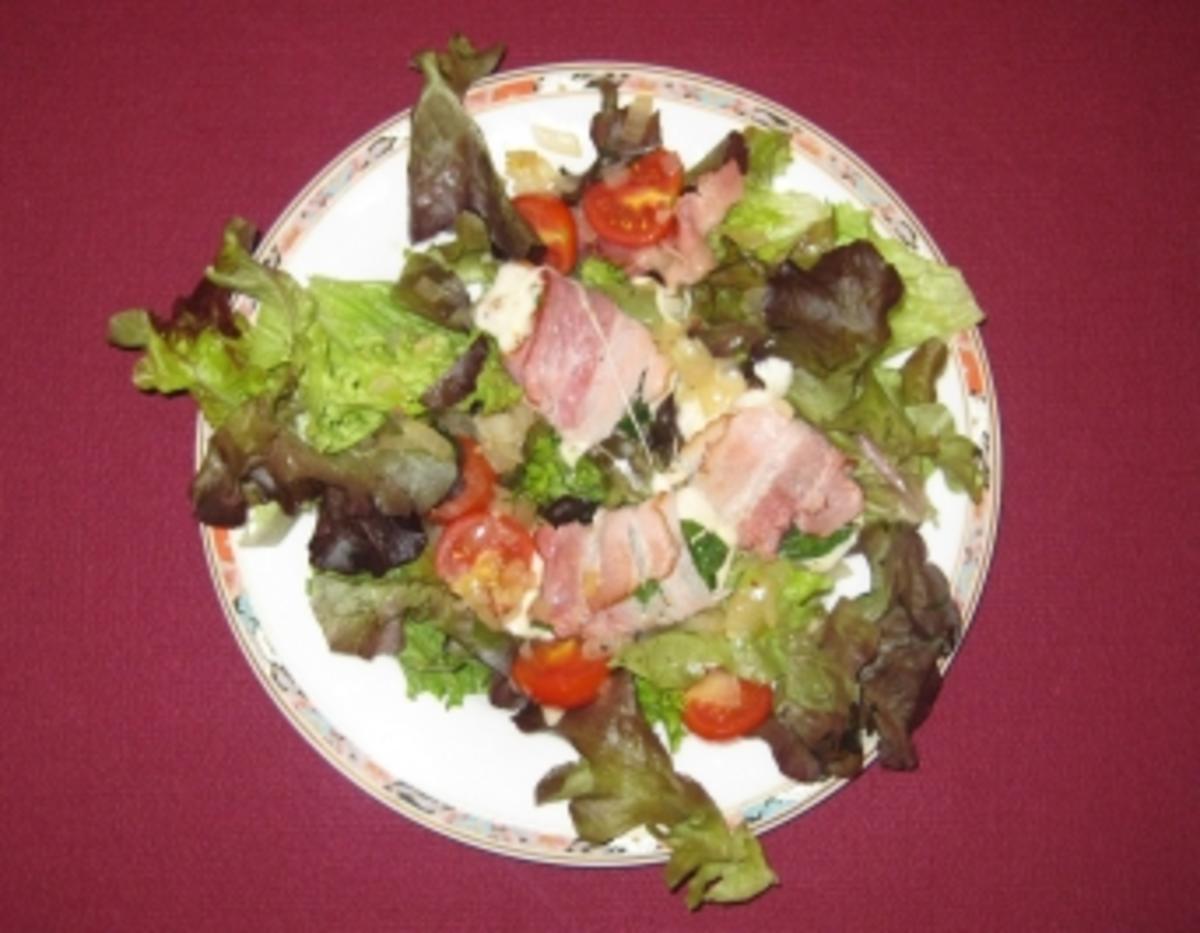 Speck-Mozzarella auf Salat - Rezept