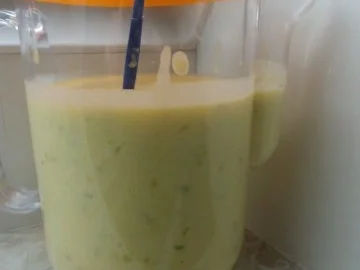 Drink: Mango-Joghurttrink mit Apfel und Weintrauben - Rezept - Bild Nr. 3