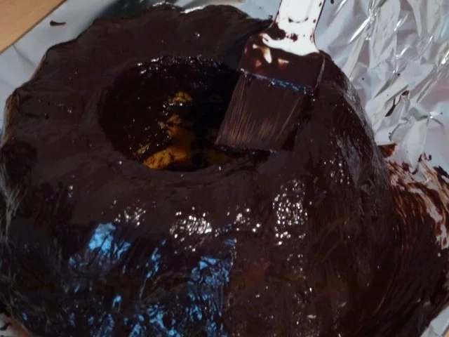 Orangen- Eierlikör-Schoko-Gugelhupf - Rezept - Bild Nr. 11