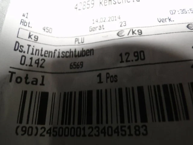 Garnelen und Tintenfischringe, gebraten in Knoblauch-Kräuter-Butter-Sauce - Rezept - Bild Nr. 2