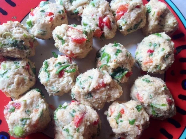 Rezept: Frittierte Bohnenbällchen Bild Nr. 6 Frittierte Bohnenbällchen - Rezept - Bild Nr. 6