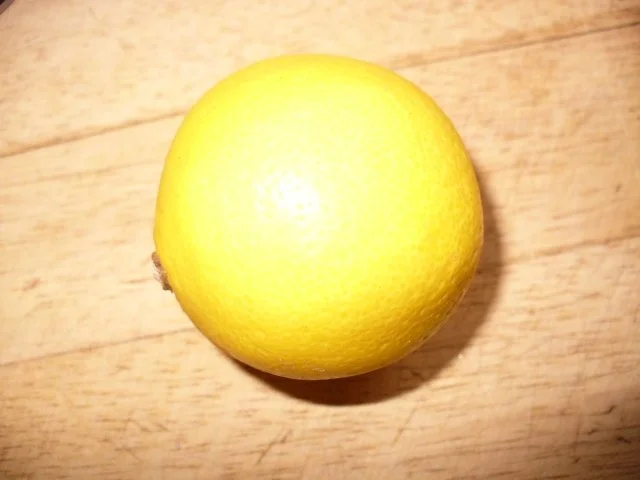 Rezept: Lachsfilet auf marinierten Avocadoscheiben, Avocado-Orangensalat und Pommes frites Bild Nr. 5 Lachsfilet auf marinierten Avocadoscheiben, Avocado-Orangensalat und Pommes frites - Rezept - Bild Nr. 5