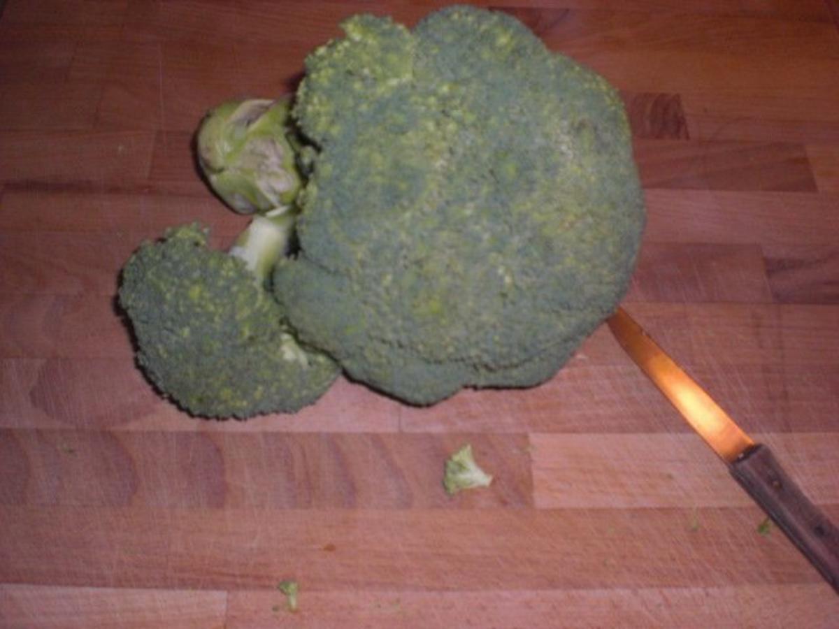 Überbackener Broccoli mit Parmesan - Rezept - Bild Nr. 2