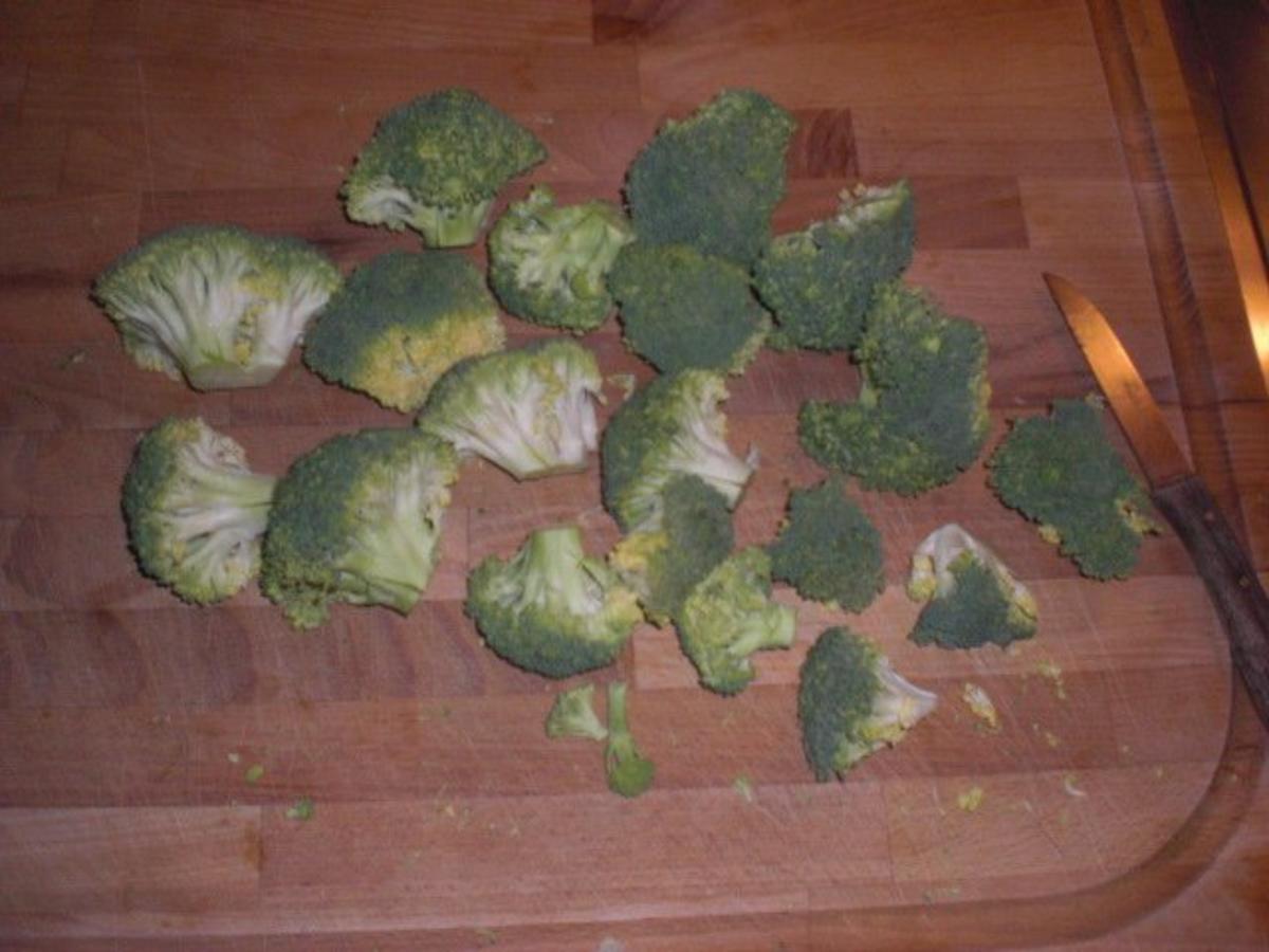 Überbackener Broccoli mit Parmesan - Rezept - Bild Nr. 3