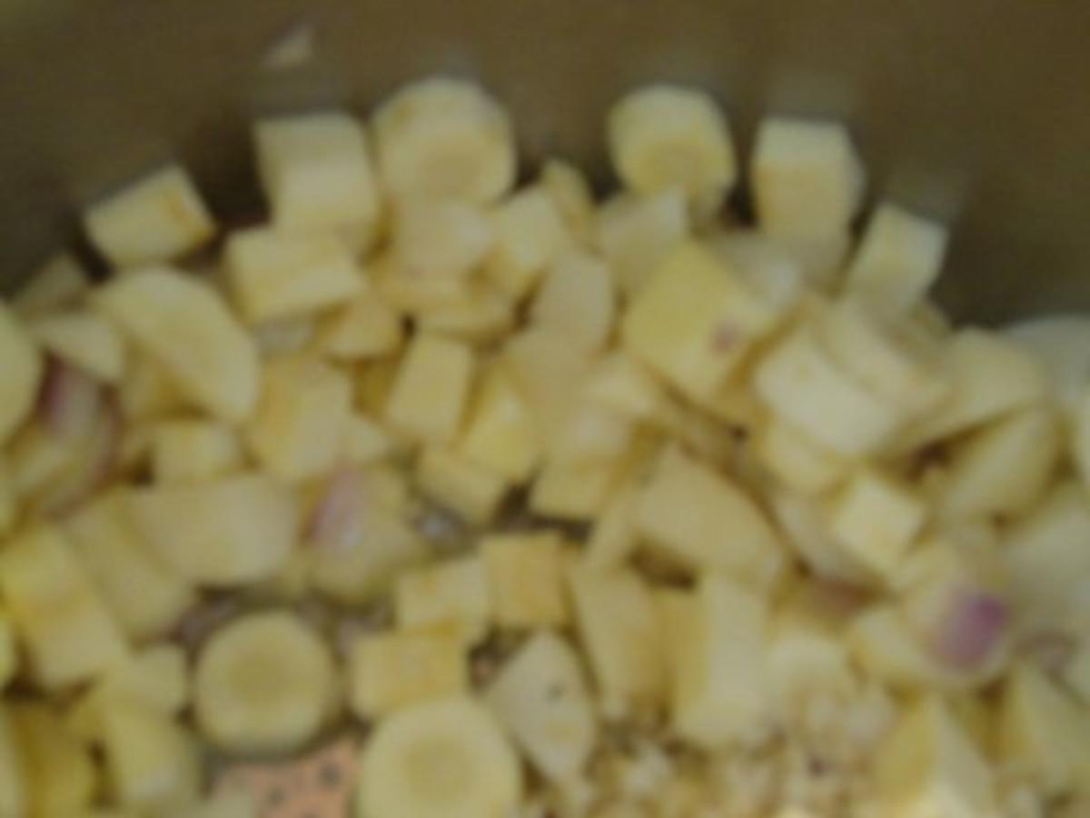 Pastinaken-Topinamburcremesuppe mit Chips - Rezept - Bild Nr. 7