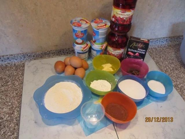 Schwarzwälderkirschtorte ohne Alkohol - Rezept - Bild Nr. 2