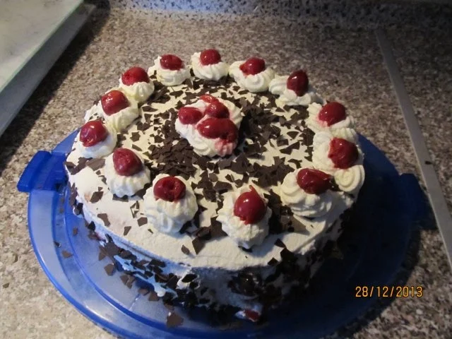 Schwarzwälderkirschtorte ohne Alkohol - Rezept