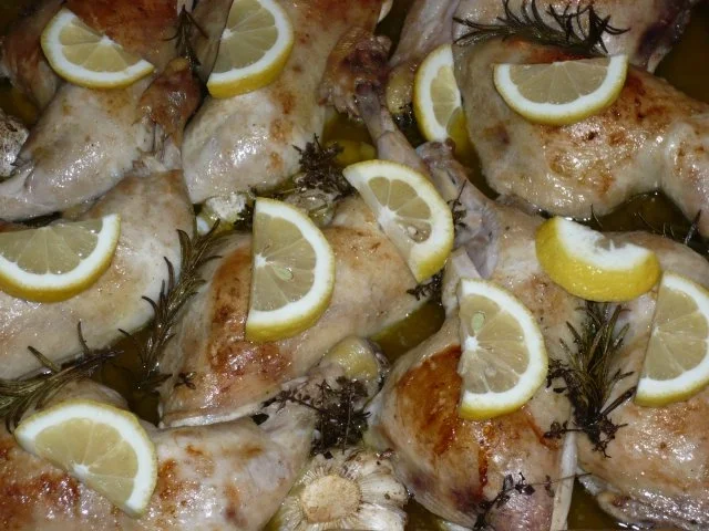 Rezept: Zitronen - Hähnchenkeulen Zitronen - Hähnchenkeulen - Rezept
