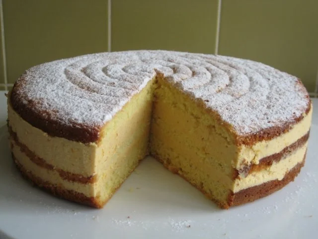 Rezept: Khaki - Biskuit - Torte Khaki - Biskuit - Torte - Rezept