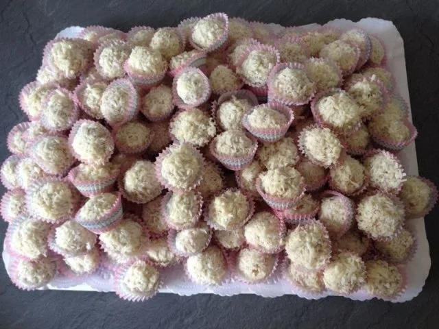 Mandel-Kokos-Kugeln - Rezept