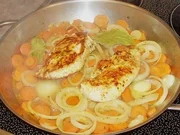 Hähnchenbrust mit Möhren Kokosnusscreme Sauce - Rezept