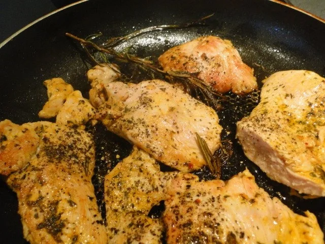 Schmetterlingssteak überbacken mit Pilzrahmspinat - Rezept - Bild Nr. 5