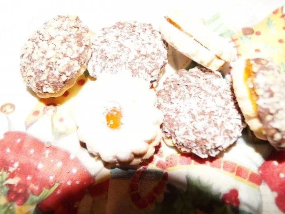 Kekse mit Chili-Füllung - Rezept - Bild Nr. 3