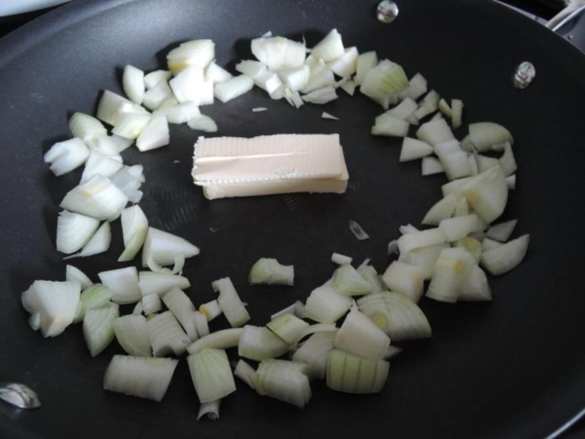 Vegan : Veggi - Zwiebel - Gyros mit Karotten - Sauerkraut dazu Kartoffeln - Rezept - Bild Nr. 4