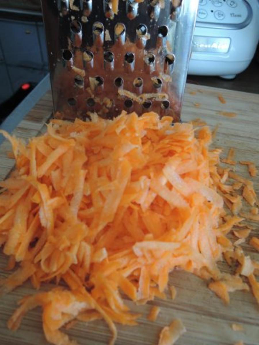 Vegan : Veggi - Zwiebel - Gyros mit Karotten - Sauerkraut dazu Kartoffeln - Rezept - Bild Nr. 7