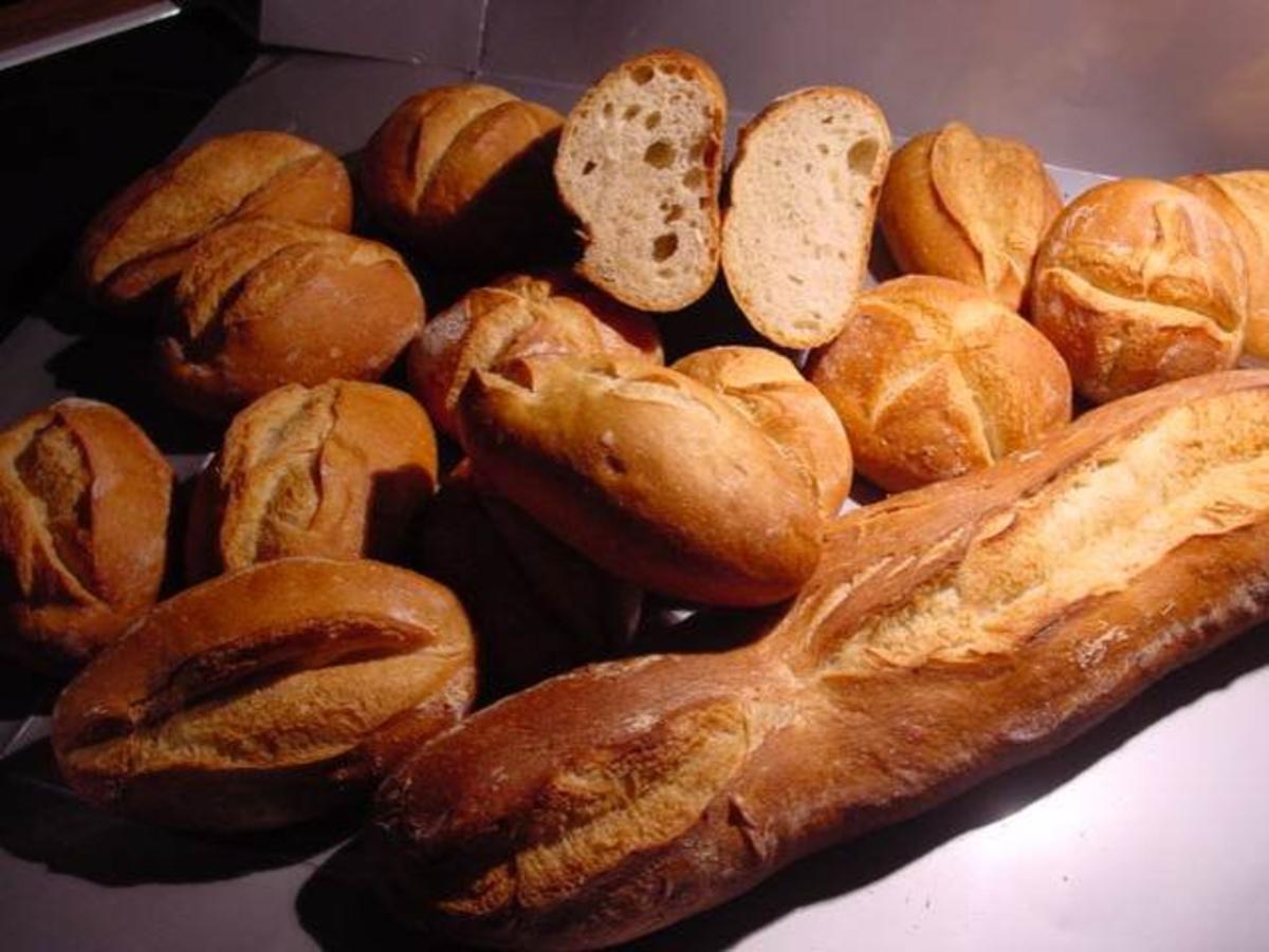 Knusprig Braune Brotchen Mit Malzkruste Rezept Kochbar De