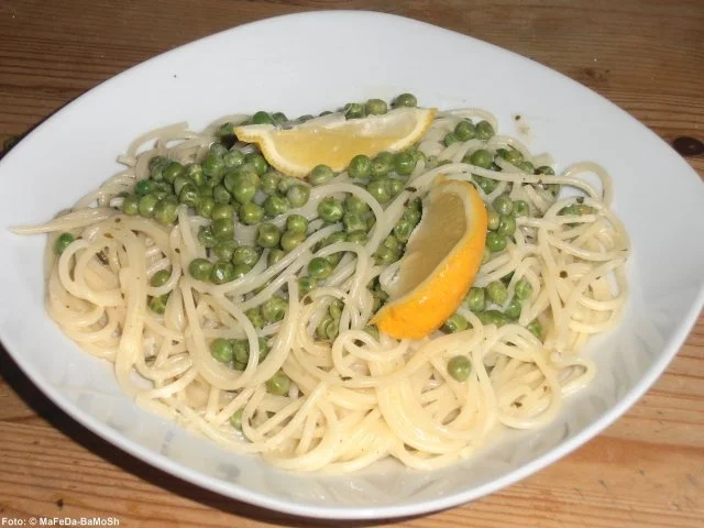 Spaghetti mit Zitronensoße - Rezept