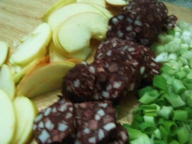 Rezept: Bratkartoffel-Blutwurstpfanne Bild Nr. 3 Bratkartoffel-Blutwurstpfanne - Rezept - Bild Nr. 3