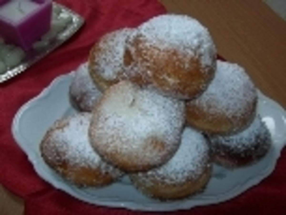 Berliner Krapfen mit Puddingfüllung - Rezept Durch flitzimaus