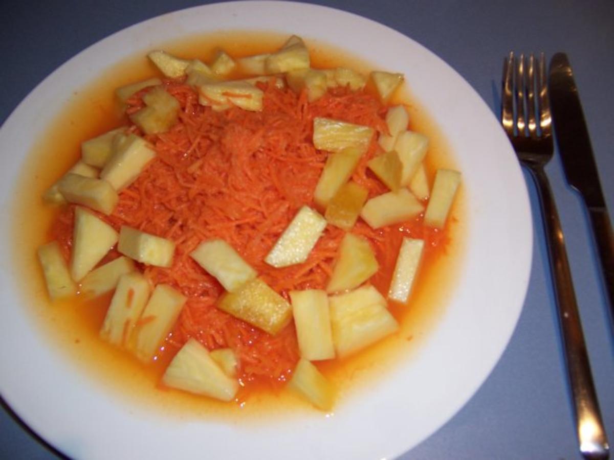 Karottensalat SUPER FRUCHTIG! - Rezept