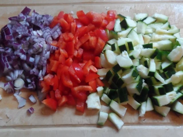 Ofengerichte: Überbackener Leberkäse mit einer Käse-Nuss-Haube auf Kartoffel-Gemüsepüree - Rezept - Bild Nr. 2