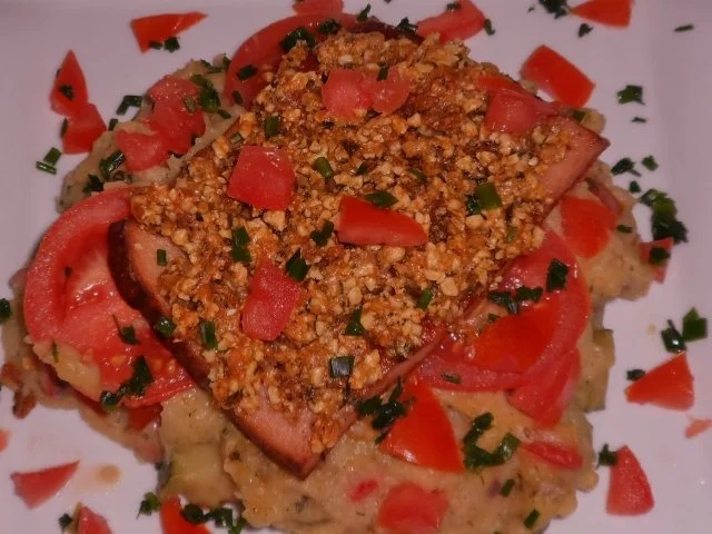 Ofengerichte: Überbackener Leberkäse mit einer Käse-Nuss-Haube auf Kartoffel-Gemüsepüree - Rezept - Bild Nr. 18