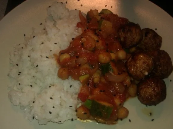 Tinisches :-) Kichererbsencurry mit Valessbällchen - Rezept - Bild Nr. 4